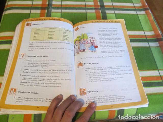 Libros de segunda mano: M69 LIBRO DE TEXTO ANAYA BOVEDA 3 EGB CIENCIAS SOCIALES REF 2 - Foto 2