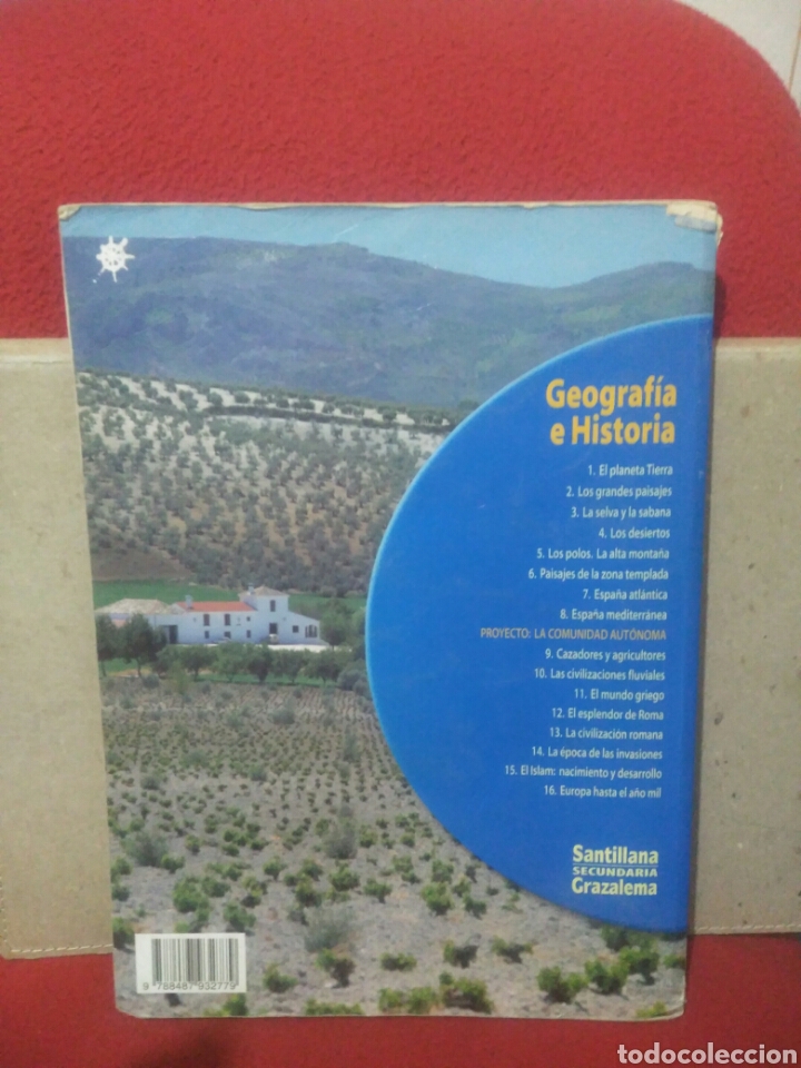 Libros de segunda mano: Geograf&iacute;a e Historia 1. Editorial Santillana - Foto 2