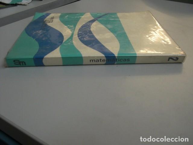 Libros de segunda mano: LIBRO MATEMATICAS 2 BACHILLERATO - EDITORIAL S.M. CON TABLAS LOGAR&Iacute;TMICAS Y TRIGONOM&Eacute;TRICAS - Foto 2
