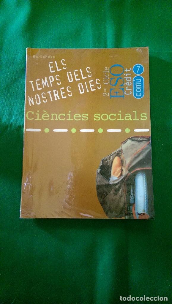 Gebrauchte B&uuml;cher: LIBRO DE CIENCIAS SOCIALES 4&ordm; ESO &laquo;EL TEMPS DELS NOSTRES DIES&raquo; ANY 2000