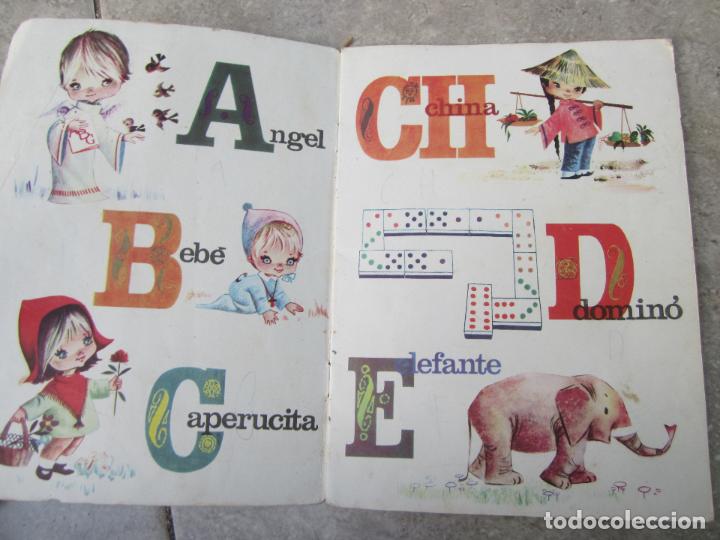 Libros de segunda mano: el abc de los ni&ntilde;os , editorial roma 1965 - Foto 2