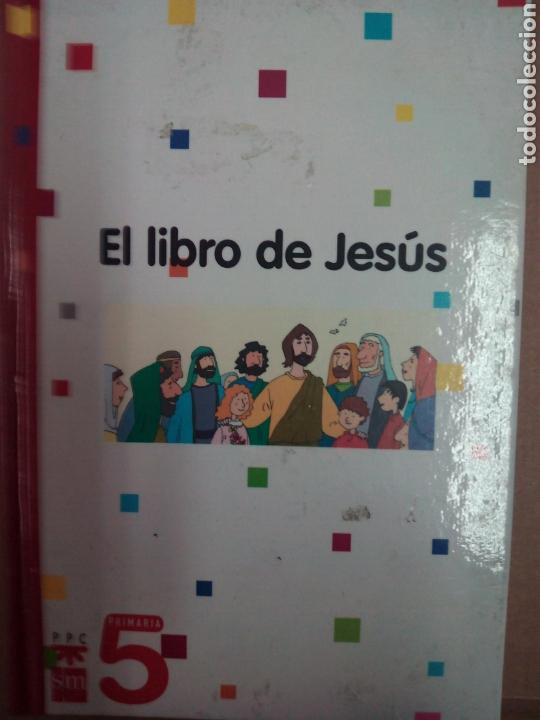 Libros de segunda mano: EL LIBRO DE JESUS 5&deg; de PRIMARIA. PPC.-SM - Foto 1