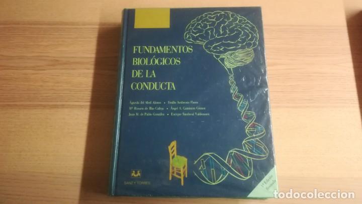 Libros de segunda mano: Fundamentos Biol&oacute;gicos de la conducta. Sanz y Torres - Foto 1