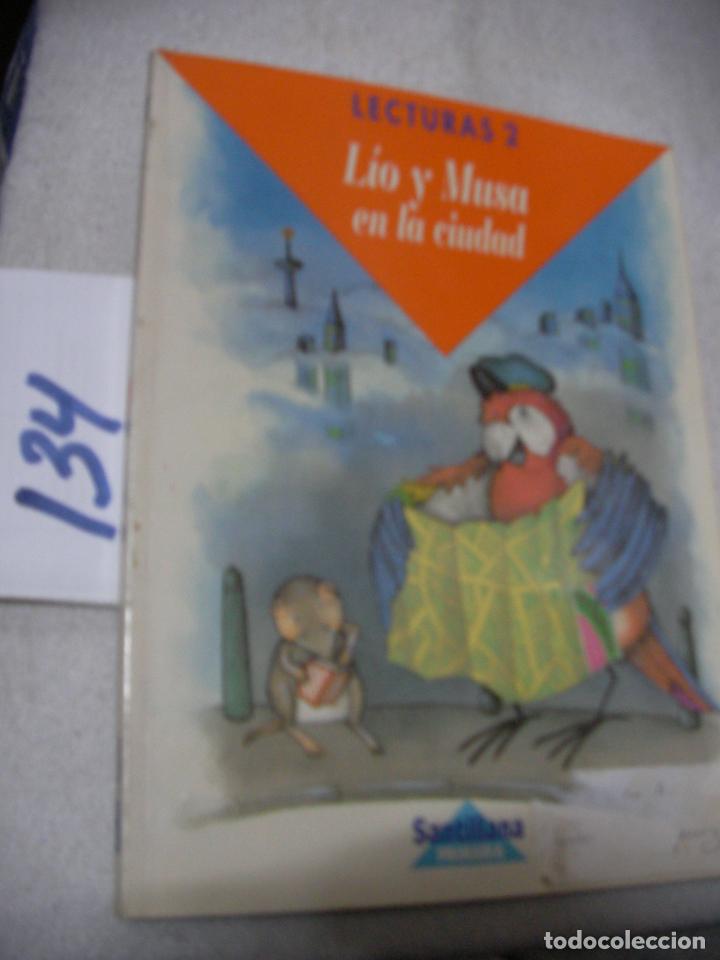 Libros de segunda mano: LIBRO DE TEXTO - LECTURAS 2 - LIO Y MUSA EN LA CIUDAD - Foto 1