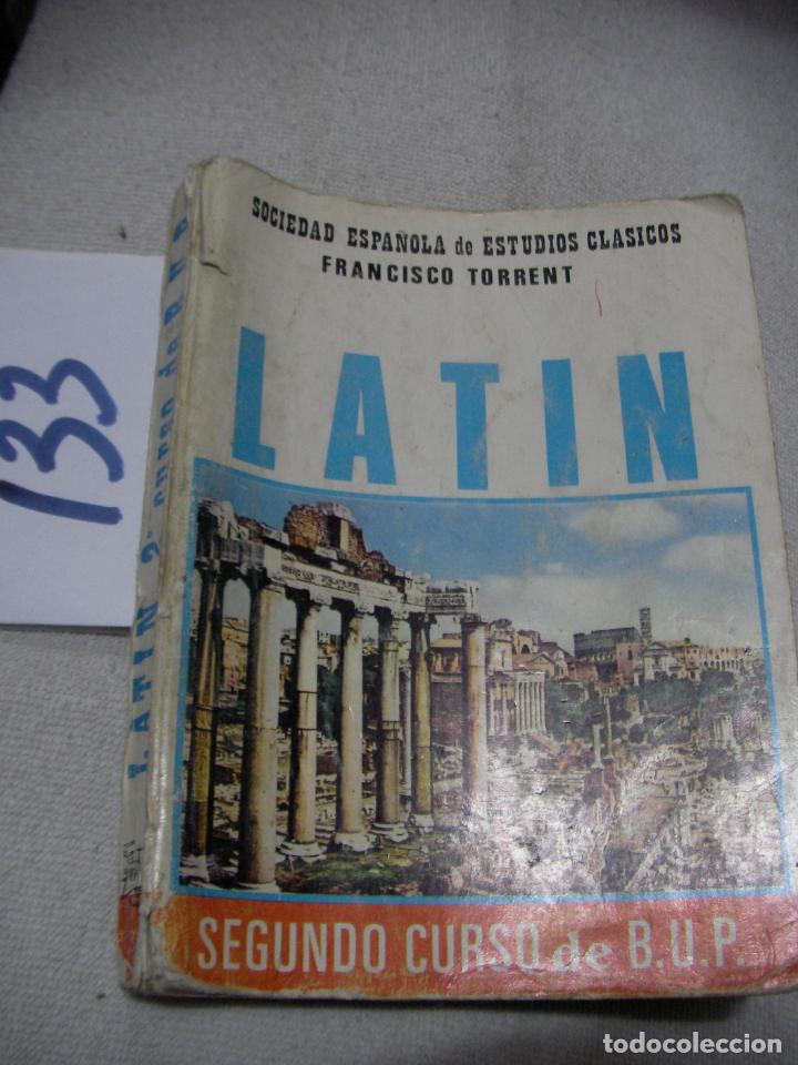 Libros de segunda mano: ANTIGUO LIBRO DE TEXTO - LATIN 2&ordm; BUP - Foto 1