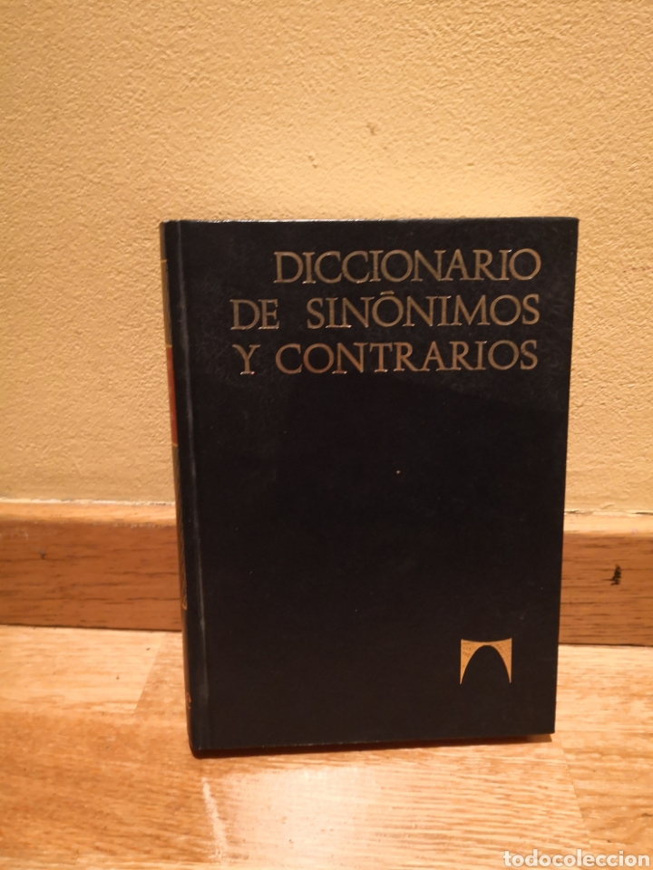 Libros de segunda mano: Diccionario de sin&oacute;nimos y contrarios - Foto 1