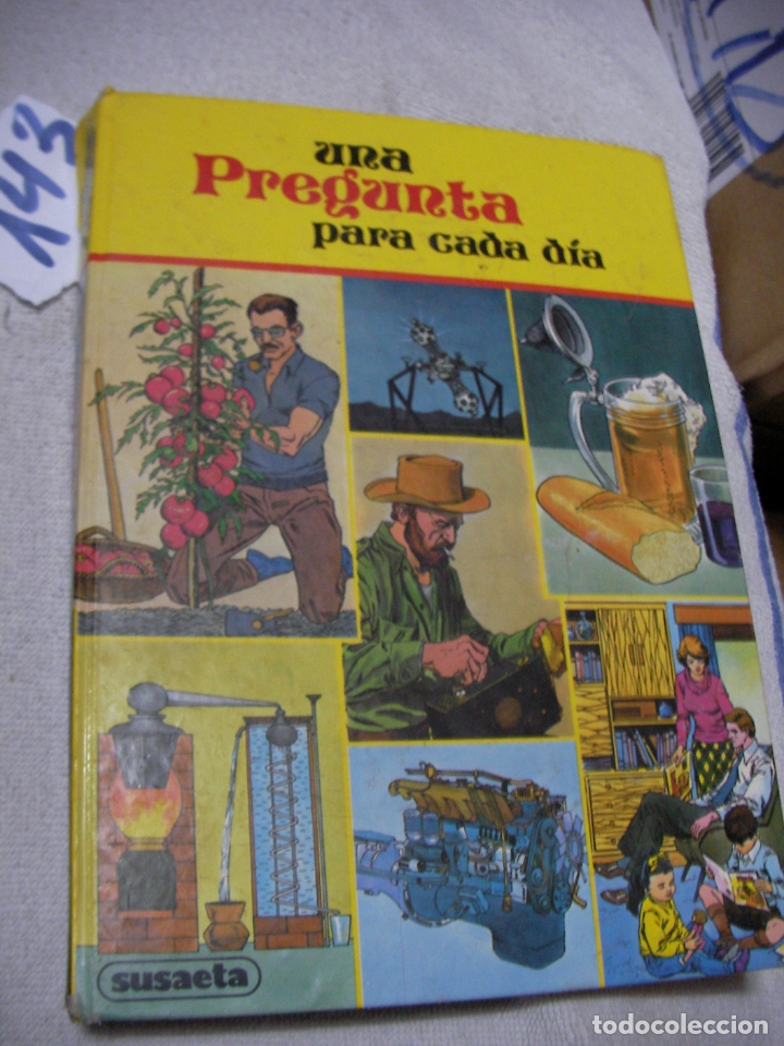 Libros de segunda mano: ANTIGUO LIBRO - UNA PREGUNTA PARA CADA DIA - Foto 1