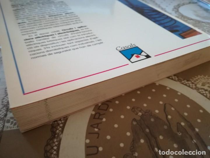 Libros de segunda mano: Electrot&egrave;cnia - Batxillerat - V.V.A.A. - en catal&agrave; - Foto 3