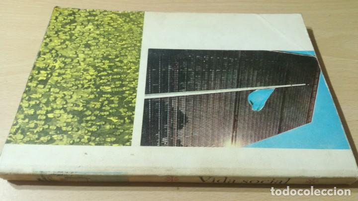 Libros de segunda mano: VIDA SOCIAL - FRANCISCO VIGIL - DONCEL	 / 	E502 - Foto 2
