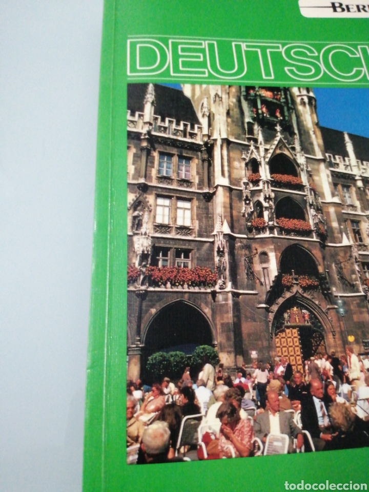 Libros de segunda mano: DEUTSCH 1. BERLITZ. 1990. LIBRO PREVIO A LA CA&Iacute;DA DEL MURO. - Foto 2