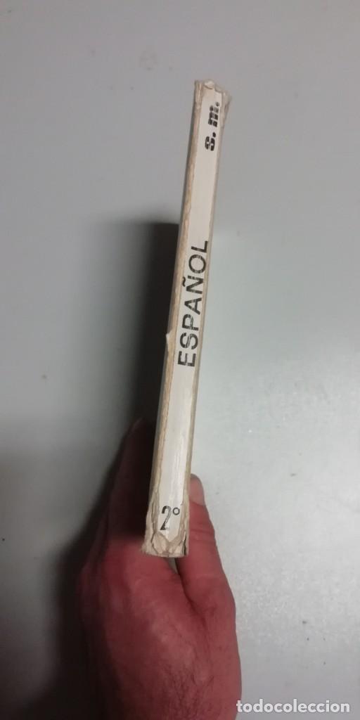Libros de segunda mano: Libro de texto espa&ntilde;ol 2&ordm; de SM - Foto 2
