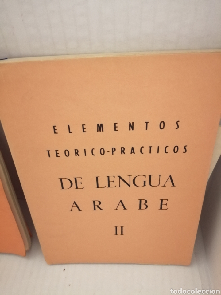 Libros de segunda mano: Elementos te&oacute;rico-pr&aacute;cticos de lengua &aacute;rabe, Volumenes I y II - Foto 2