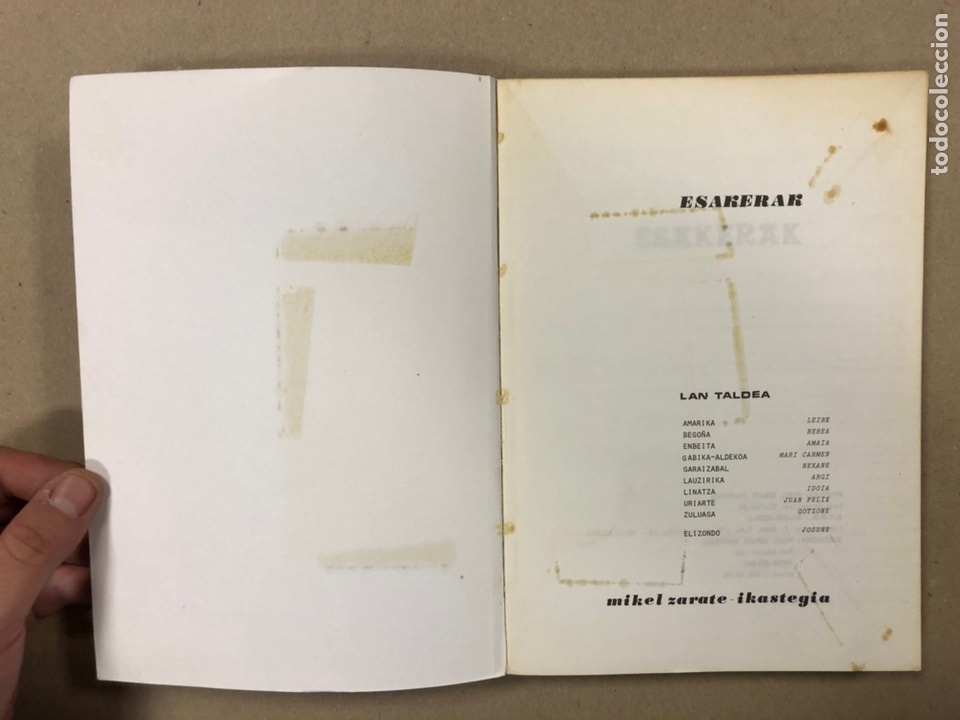 Libros de segunda mano: ESAKERAK. MIKEL ZARATE. (1985). EUSKERAZ. - Foto 2