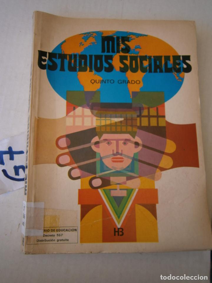 Libros de segunda mano: ANTIGUO LIBRO DE TEXTO - MIS ESTUDIOS SOCIALES - Foto 1