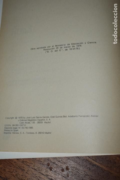 Libros de segunda mano: LIBRO DE LAT&Iacute;N DE 2&deg; BUP EDITORIAL MAGISTERIO 1985 - Foto 2