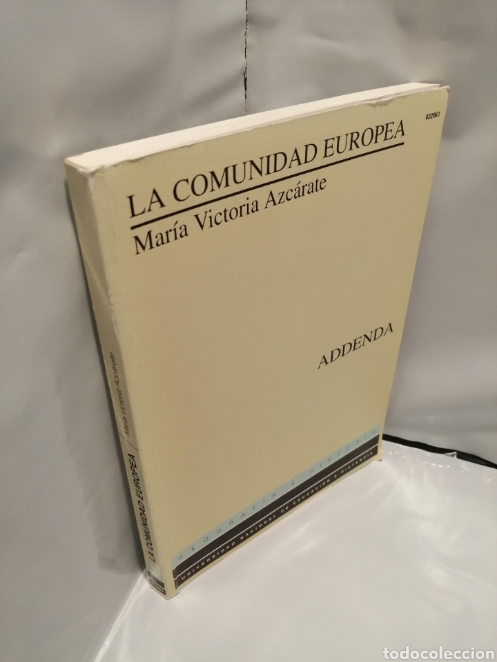 Libros de segunda mano: LA COMUNIDAD EUROPEA. ADDENDA - Foto 3