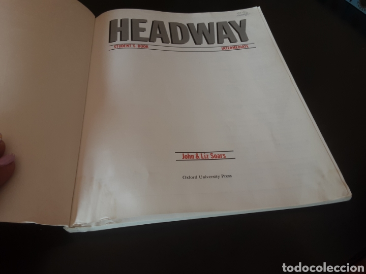 Libros de segunda mano: HEADWAY Students book & workbook. Intermediate - Foto 8