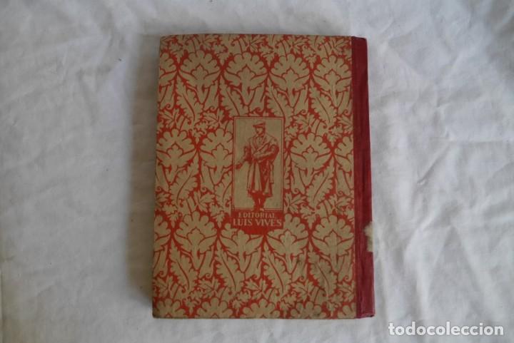 Libros de segunda mano: Lecturas Segundo Grado Luis vives 1939 - Foto 2