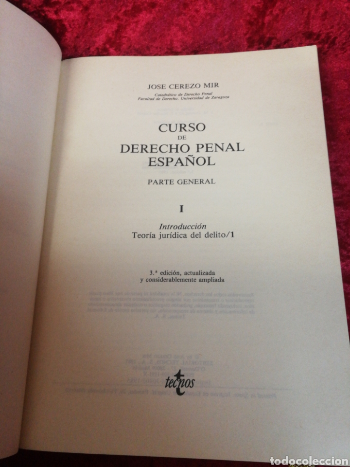 Libros de segunda mano: Curso de derecho penal espa&ntilde;ol - Foto 3