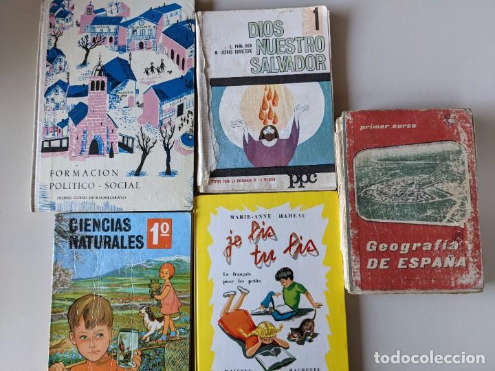 Libri di seconda mano: LOTE SALDO - 5 LIBROS ESCOLARES de 1&ordm; FORMACION POLITICO SOCIAL, DIOS NUESTRO SALVADOR, CIENCIAS NAT