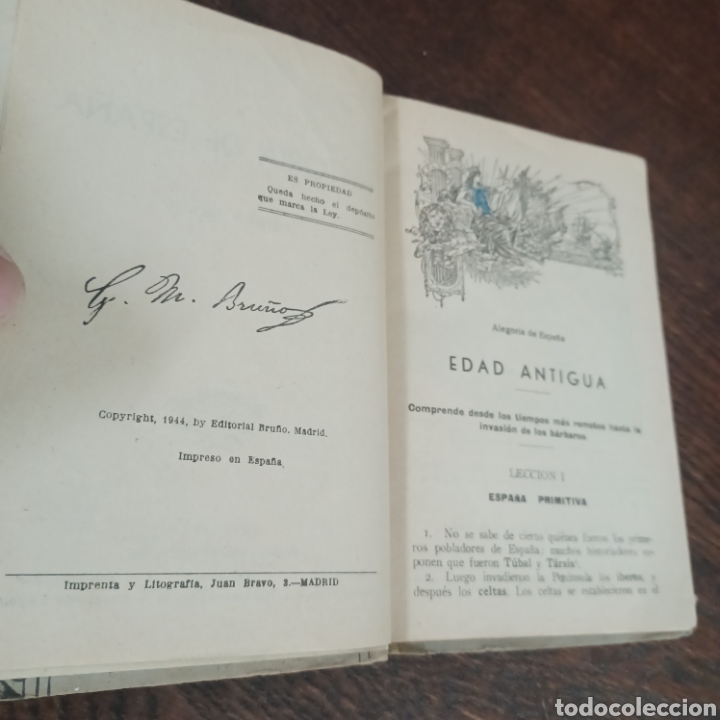 Libros de segunda mano: HISTORIA DE ESPA&Ntilde;A ( PRIMER GRADO ) EDICIONES BRU&Ntilde;O 1944 - Foto 3