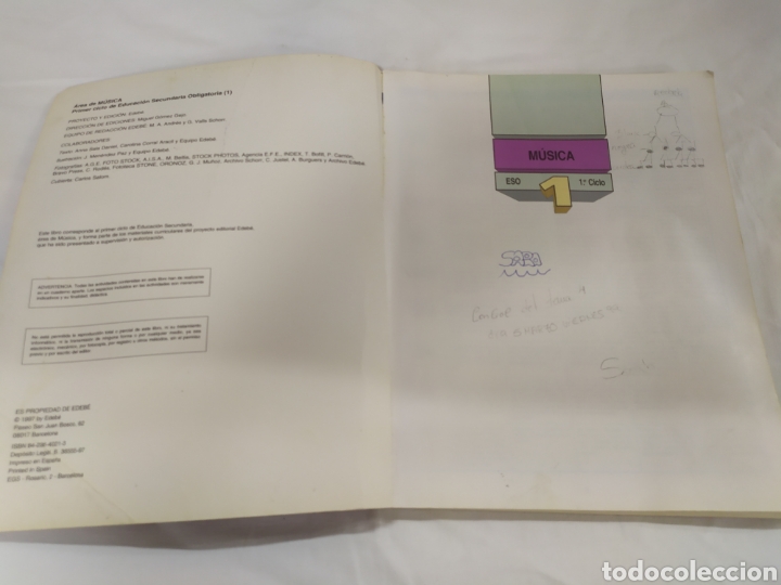 Libros de segunda mano: M&uacute;sica 1 ESO de Edeb&eacute; - Foto 3