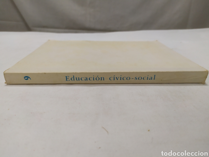 Libros de segunda mano: Educaci&oacute;n C&iacute;vico Social, Editorial Doncel, 1968 - Foto 2