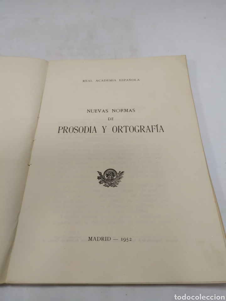 Libros de segunda mano: Nuevas normas de prosodia y ortograf&iacute;a, RAE, 1952 - Foto 3