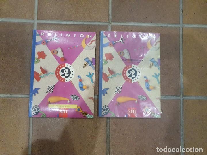 Libros de segunda mano: Lote 1175. 2 libros de 2&ordm; de Primaria, de SM, de religi&oacute;n. - Foto 1
