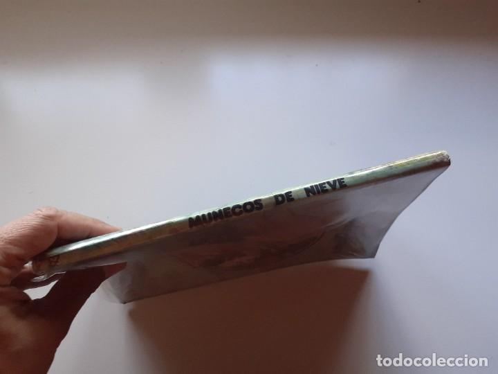 Libros de segunda mano: MU&Ntilde;ECOS DE NIEVE - LIBRO DE LECTURA - EDITORIAL DOSSAT - Foto 2