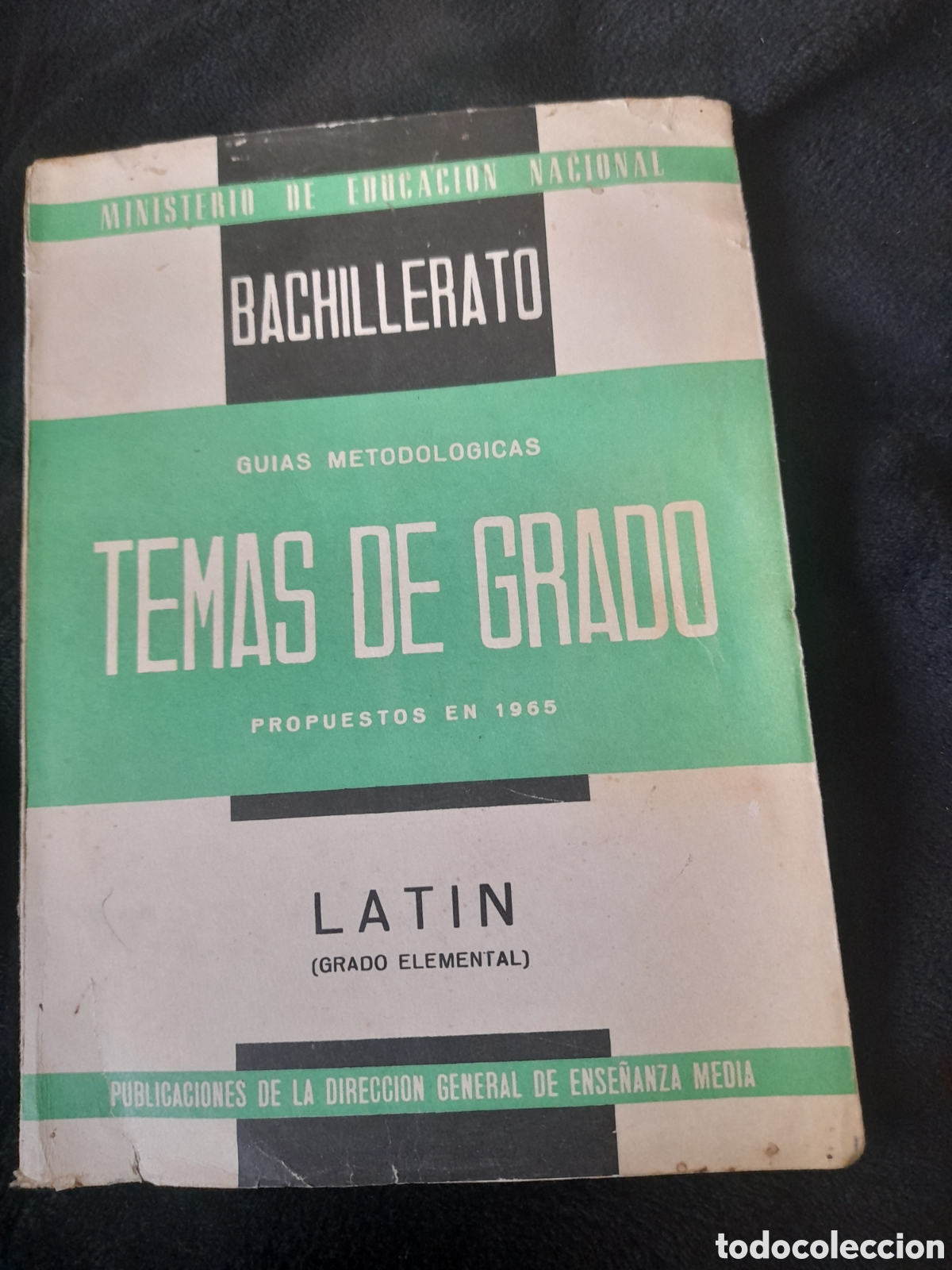 Libros de segunda mano: Temas de grado, Lat&iacute;n de 1965 - Foto 1