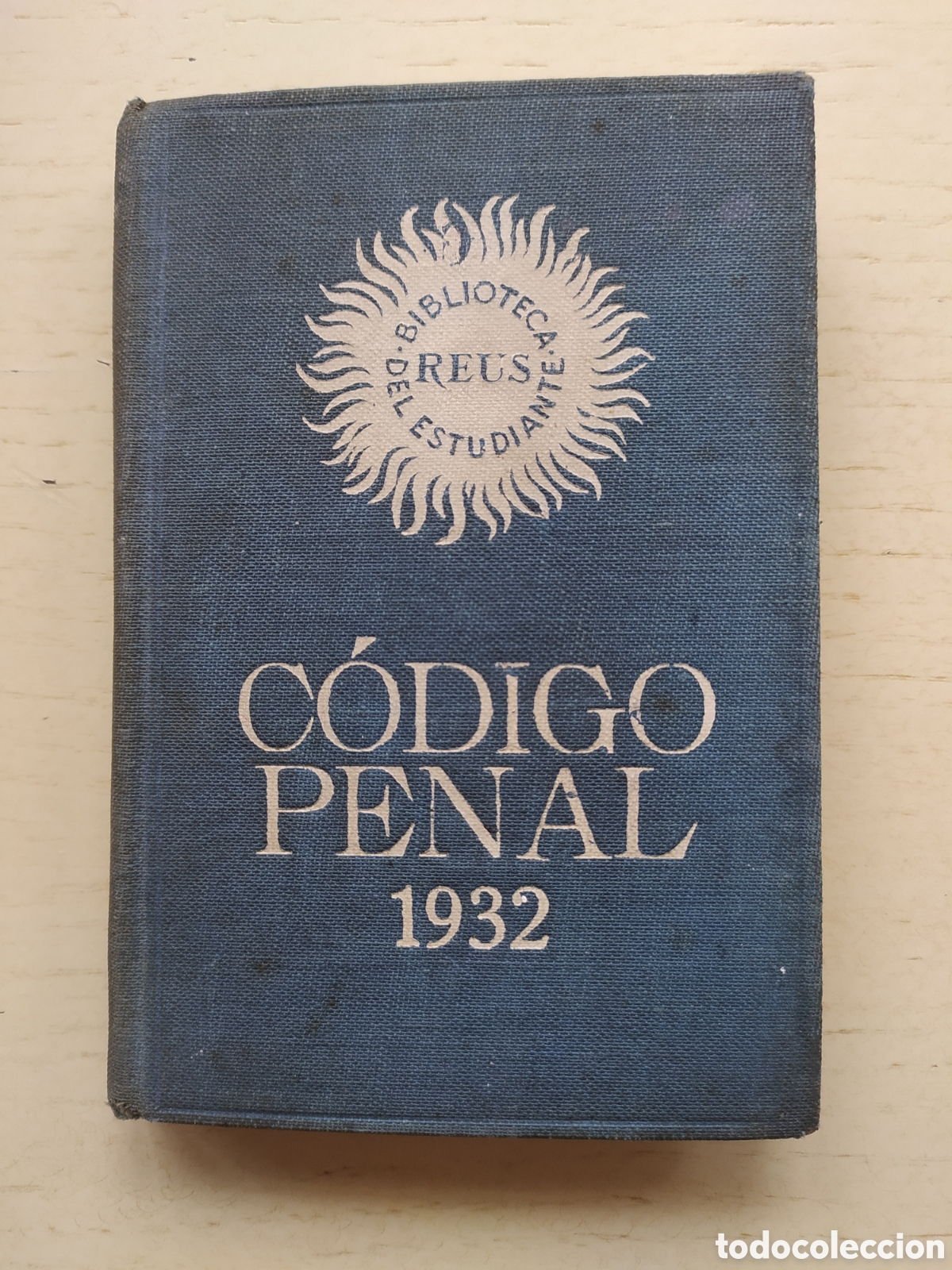 Libros de segunda mano: C&oacute;digo Penal 1932 - Foto 1