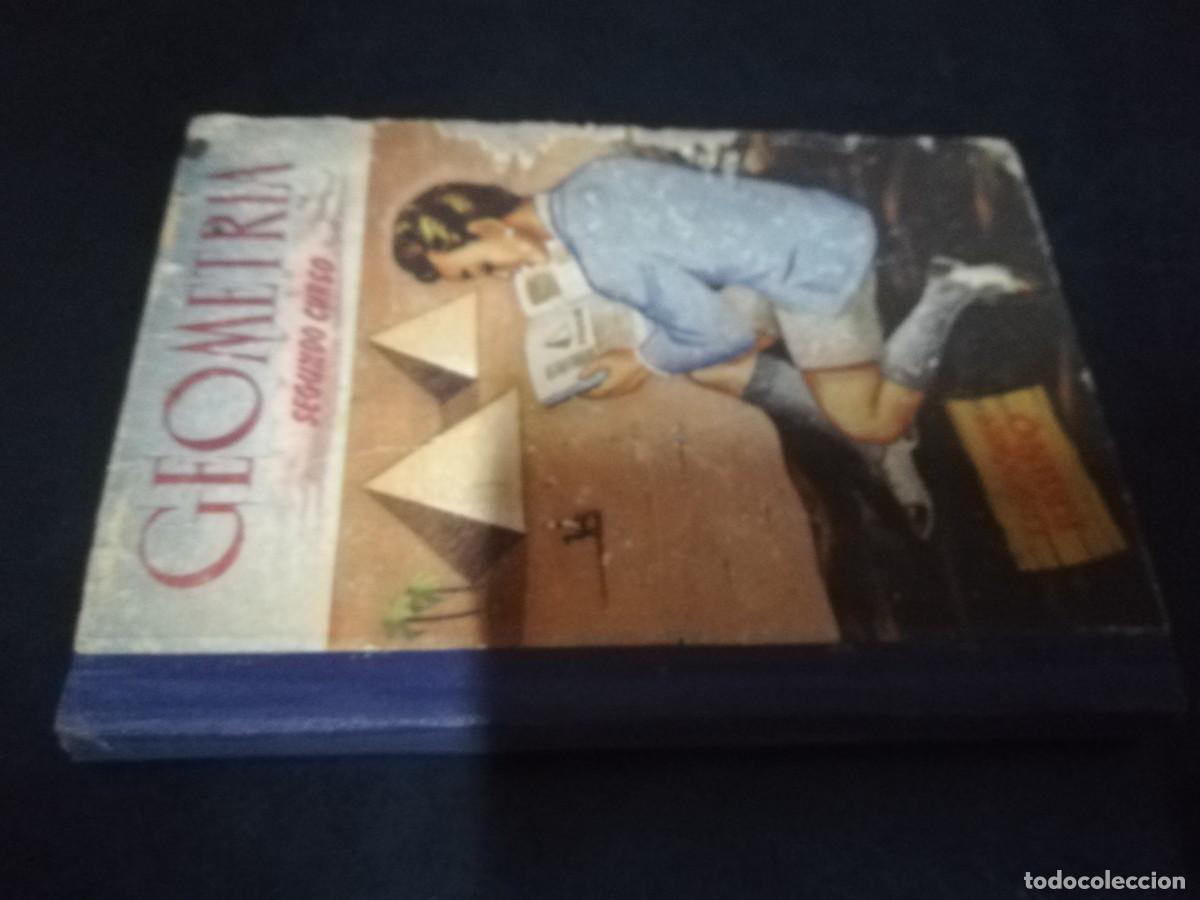 Libros de segunda mano: GEOMETRIA SEGUNDO CURSO / CMA 30 B / BRU&Ntilde;O - Foto 1