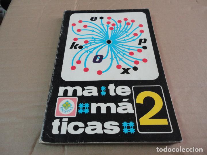 Libros de segunda mano: Matem&aacute;ticas 2. Edelvives - F4 - Foto 1