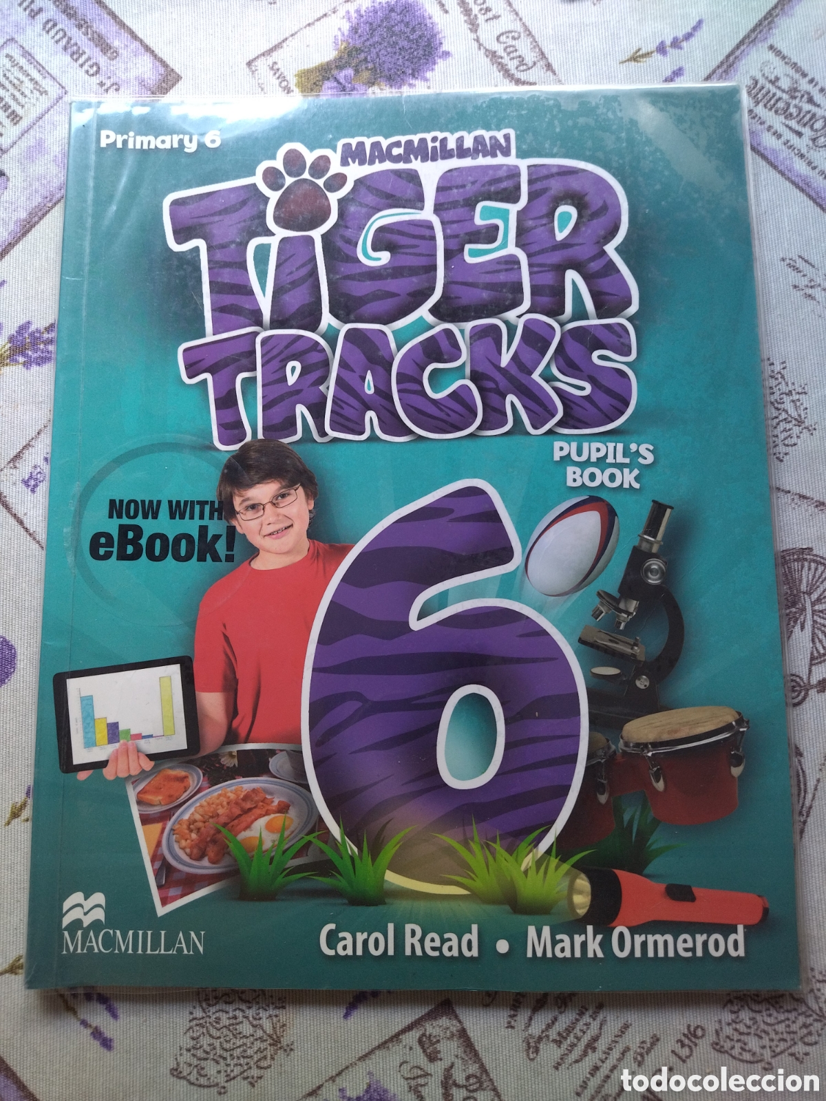 Libros de segunda mano: Libro de ingl&eacute;s Tiger Tracks. Primary 6. MacMillan - Foto 1