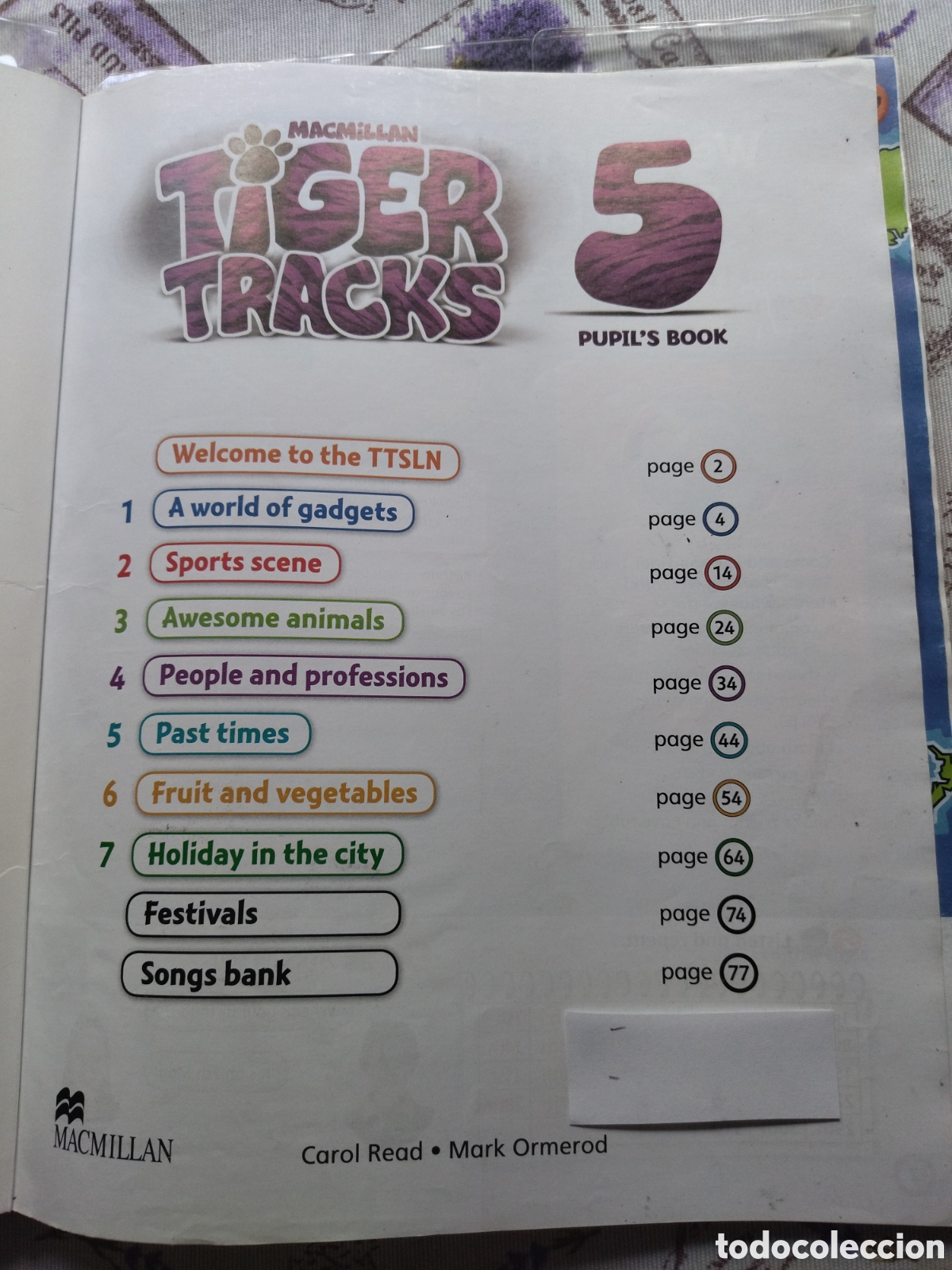 Libros de segunda mano: Libro de ingl&eacute;s Tiger Tracks. Primary 5. MacMillan - Foto 2