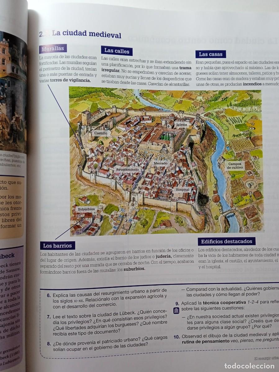 Libros de segunda mano: GEOGRAF&Iacute;A E HISTORIA 2&ordm; ESO - EDEB&Eacute; - Foto 7