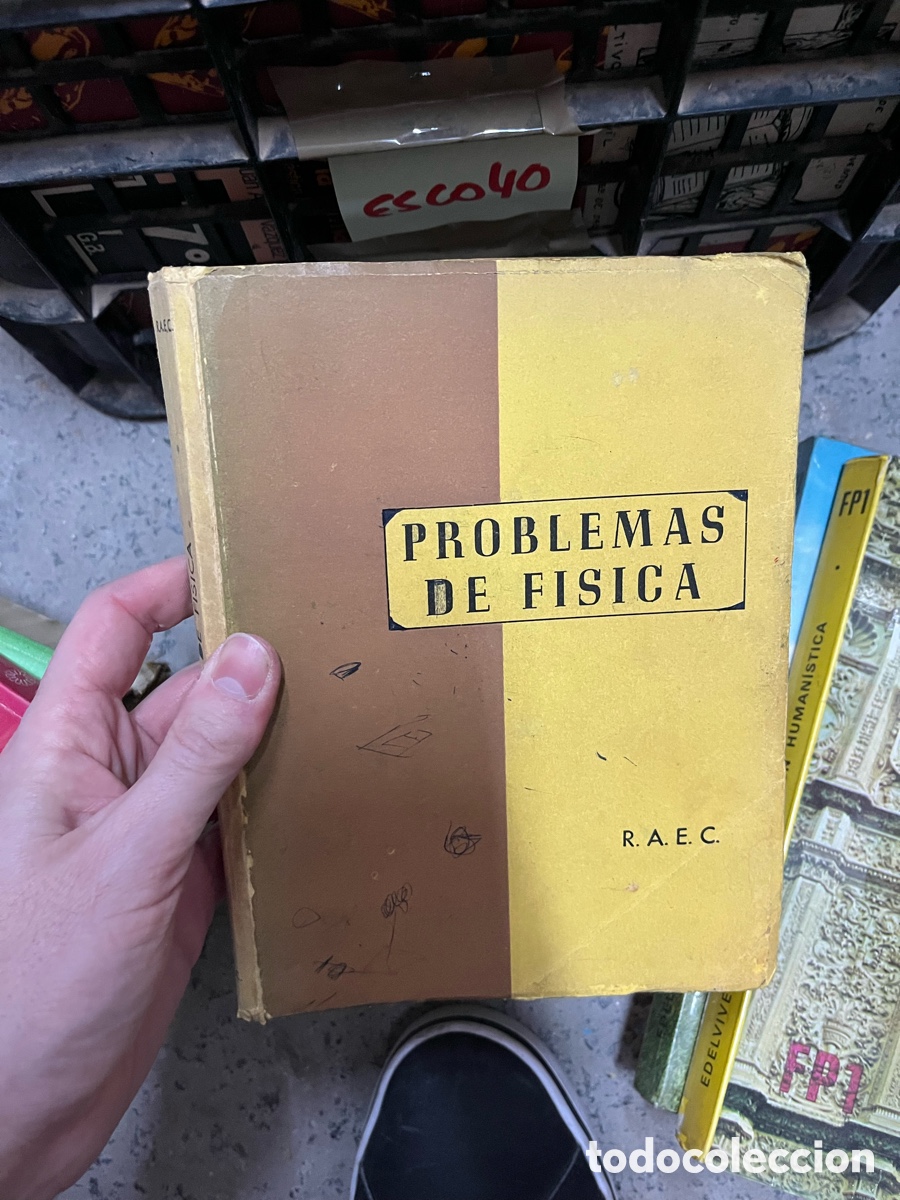 Libros de segunda mano: Esco40 PROBLEMAS DE FISICA HUMANISTICA R. A. E. C. - Foto 1