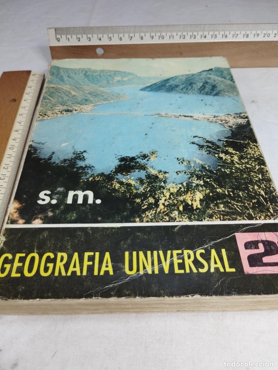 Libros de segunda mano: Geograf&iacute;a universal, segundo curso. Ediciones SM - Foto 1