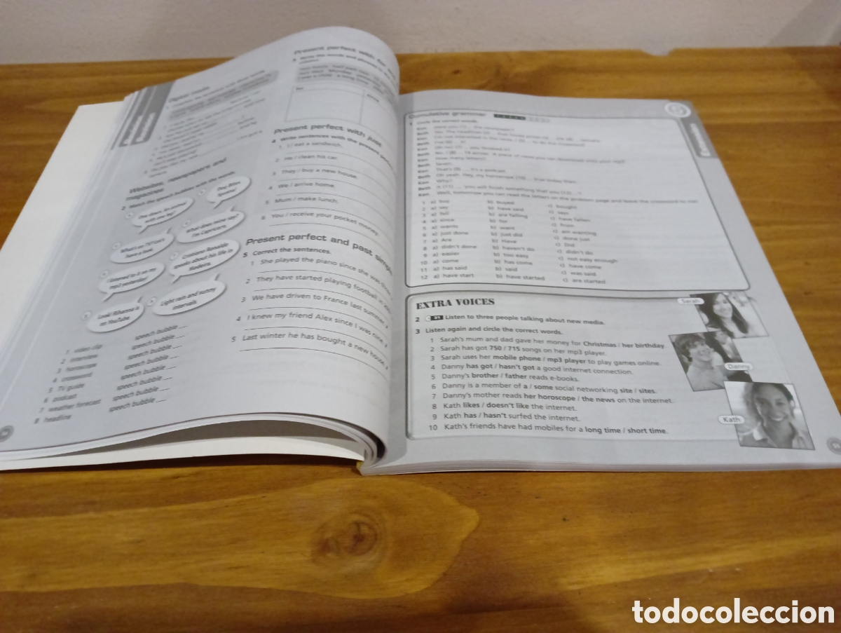 Libros de segunda mano: Voices, Students book 3 , workbook, portfolio - Foto 9