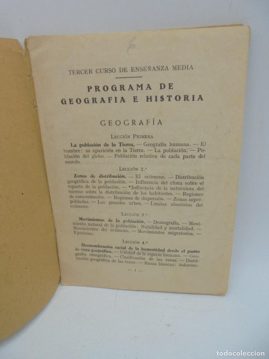 Libros de segunda mano: PROGRAMA DE GEOGRAFIA E HISTORIA. TERCER CURSO. EDITORIAL LUIS VIVES. PAGS: 16. - Foto 2