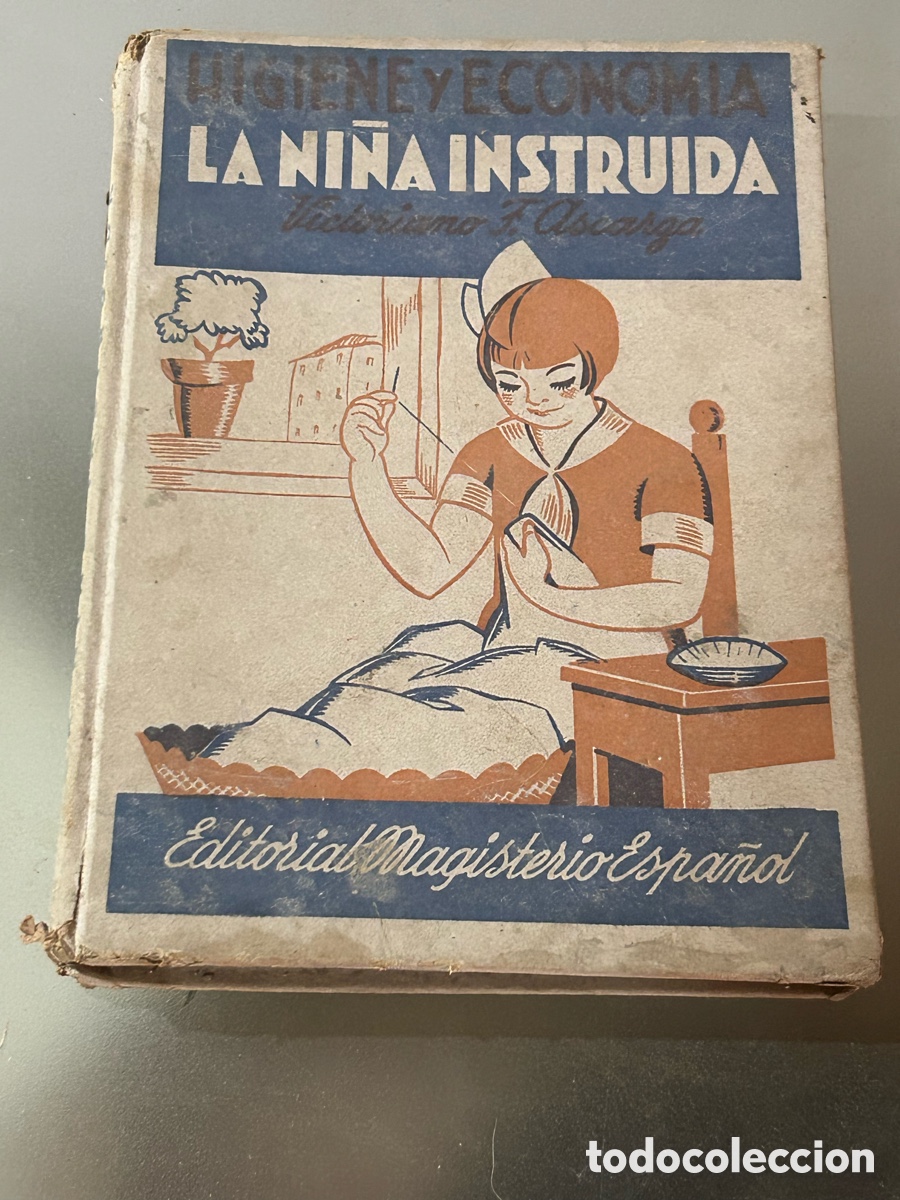 Libros de segunda mano: Libro la ni&ntilde;a instruida higiene y econom&iacute;a