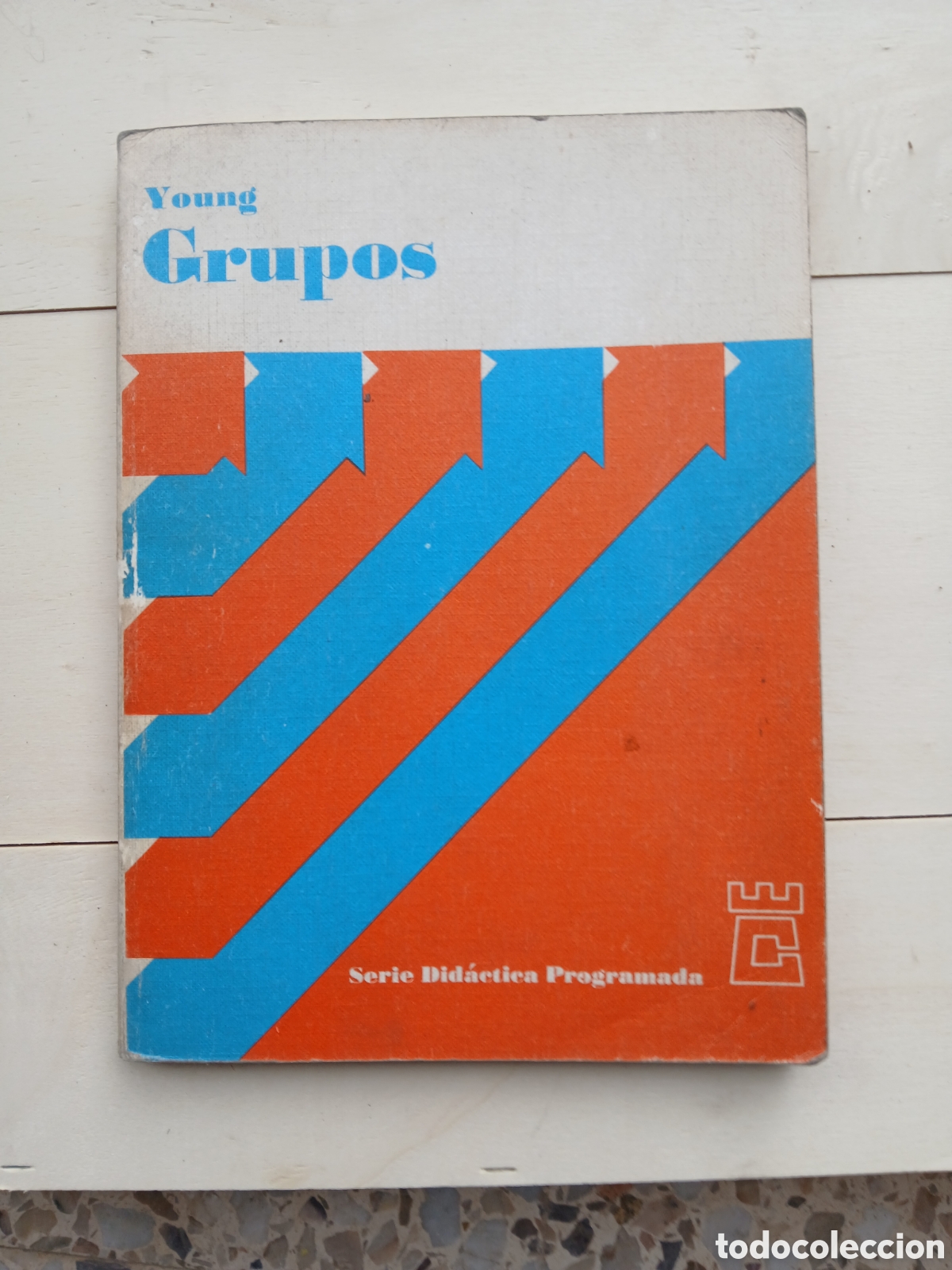 Libros de segunda mano: Young grupos serie didactica