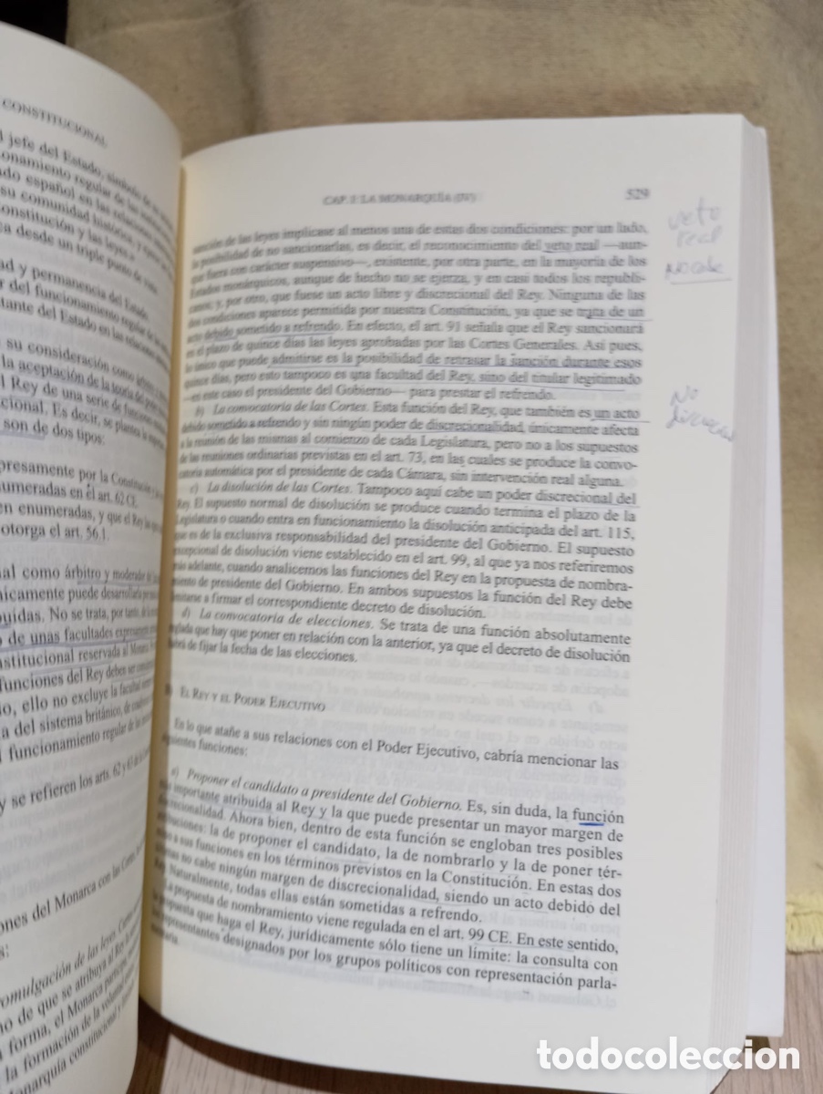Libros de segunda mano: Derecho Constitucional. Autor: Enrique &Aacute;lvarez Conde. - Foto 3
