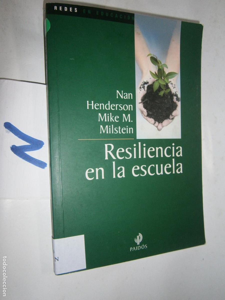 Libros de segunda mano: RESILENCIA EN LA ESCUELA - Foto 1