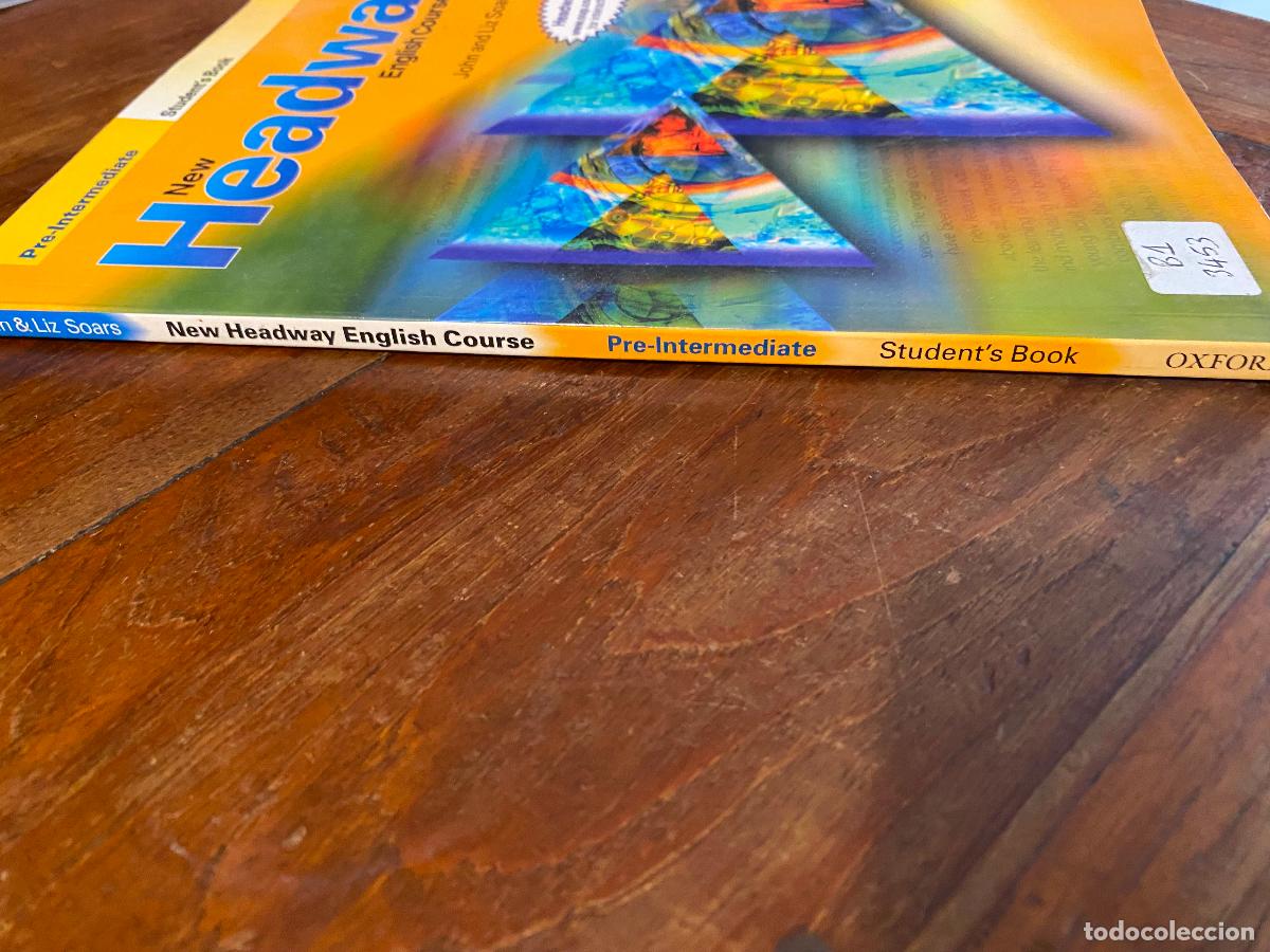 Libros de segunda mano: New Headway Pre-Intermediate: Students Book - John Soars, Liz Soars - Foto 2