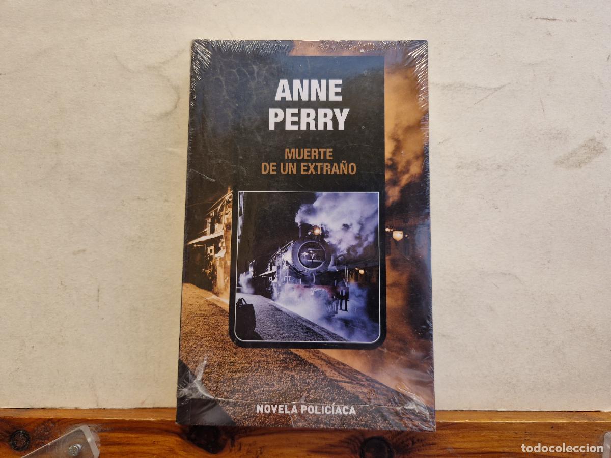 Libros de segunda mano: ANNE PERRY. MUERTE DE UN EXTRA&Ntilde;O. - Foto 1