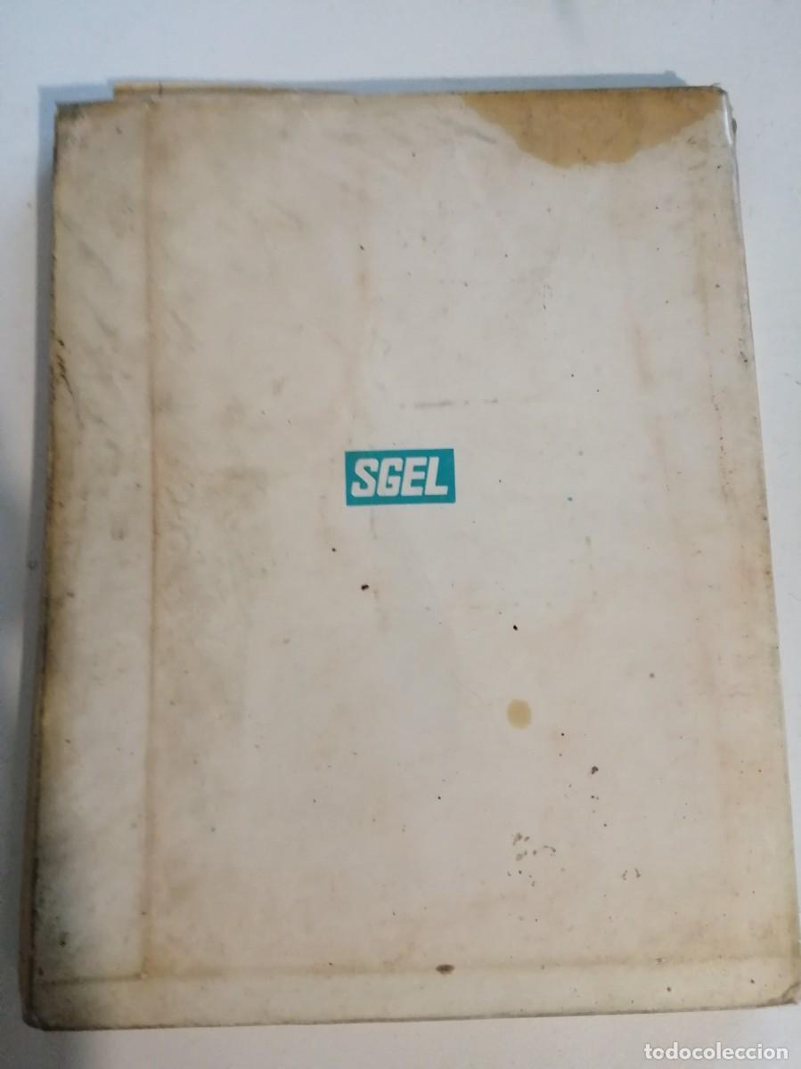 Libros de segunda mano: LA FRANCE EN DIRECT, 1 VERSION ROMANE, HACHETTE,1971. LIBRO DE TEXTO - Foto 2