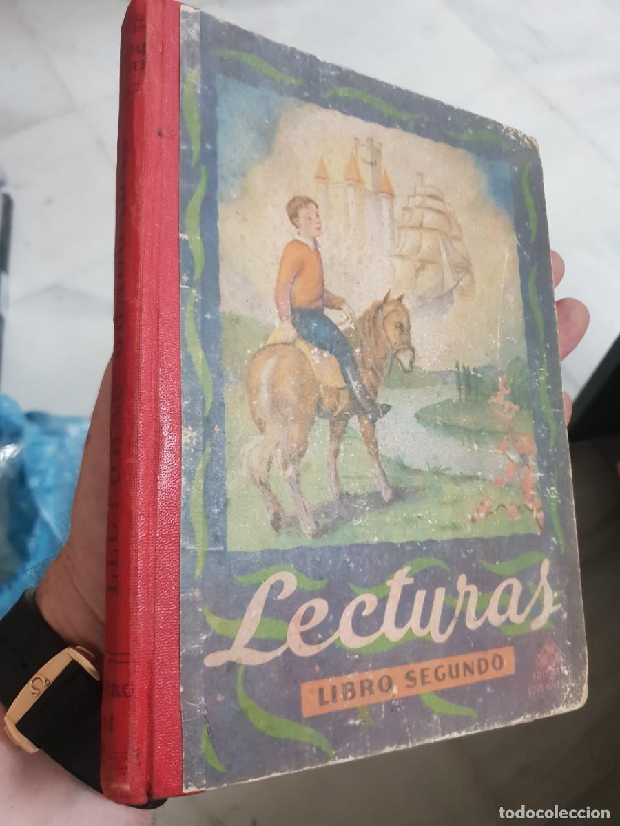 Libros de segunda mano: Lecturas libro segundo. Editorial luis vives - Foto 1