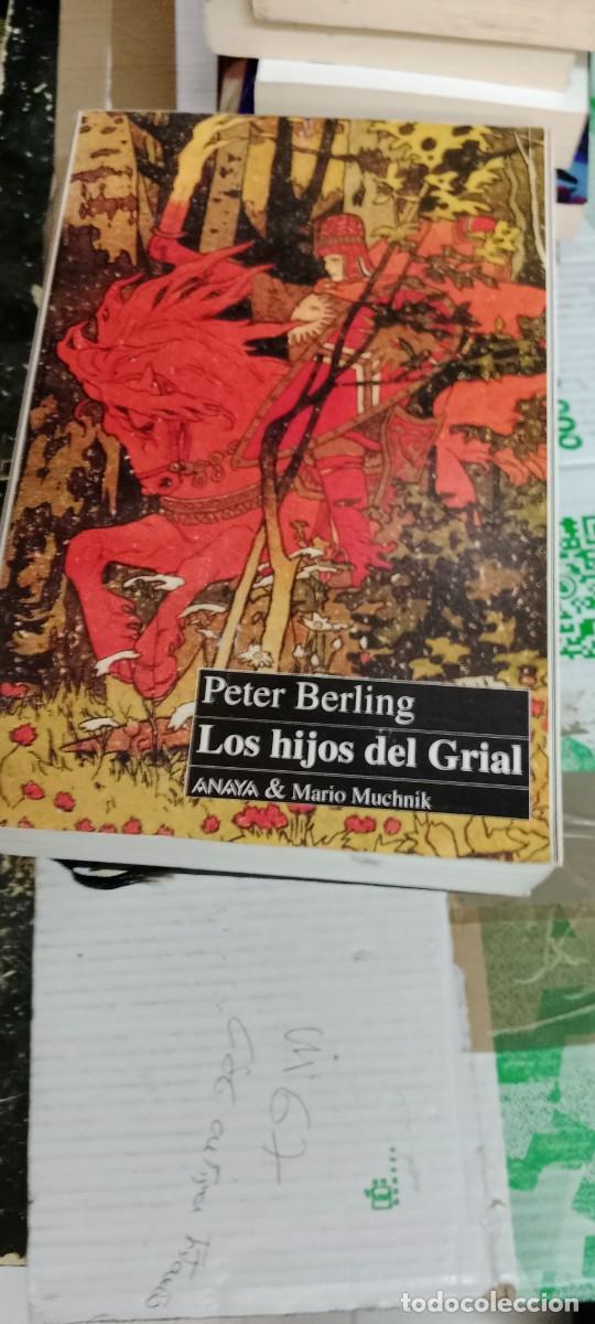 Libros de segunda mano: CU-03 LIBRO LOS HIJOS DEL GRIAL. PETER BERLING. ANAYA - Foto 1